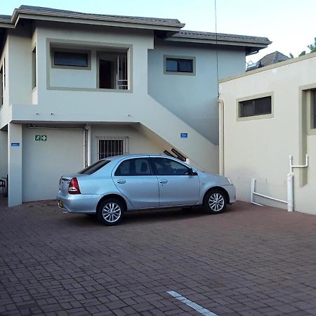 12 On Beach Guest House Saldanha Bay Buitenkant foto
