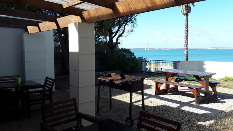 12 On Beach Guest House Saldanha Bay Buitenkant foto